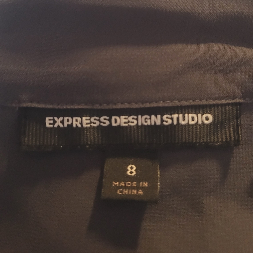 Express Charcoal Ruffle Blouse - Picture 4 of 6